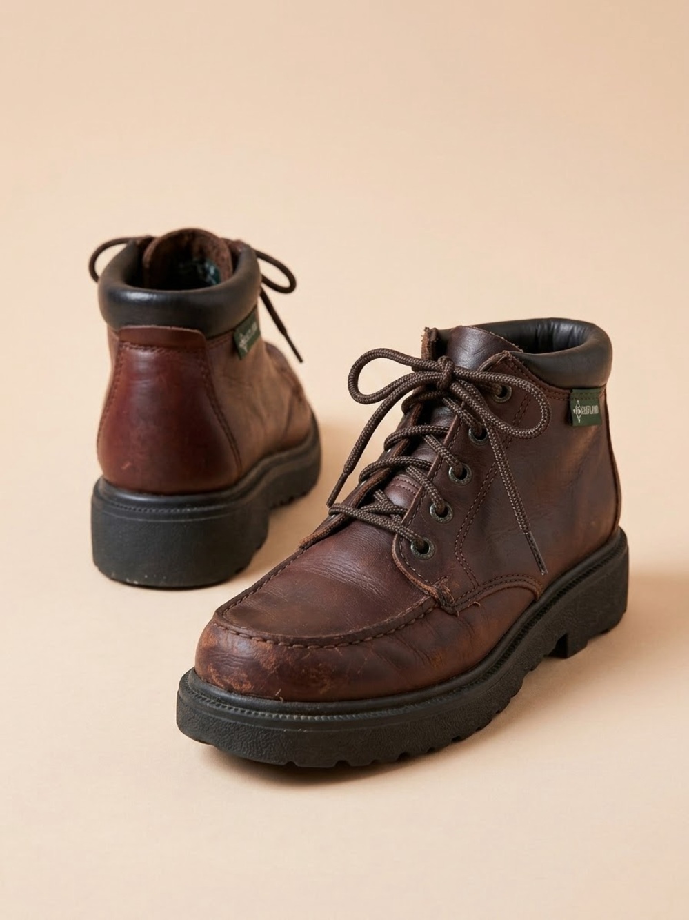 Vintage Eastland Brown Leather Moc Toe Chukka Boots Women’s size 8.5